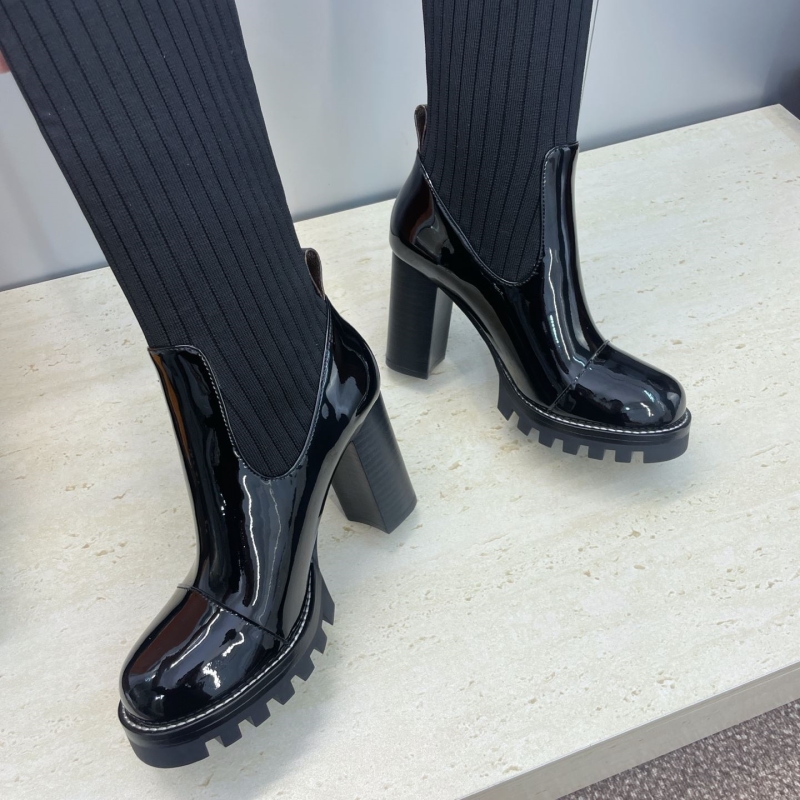l0vis Vvtt0n boots